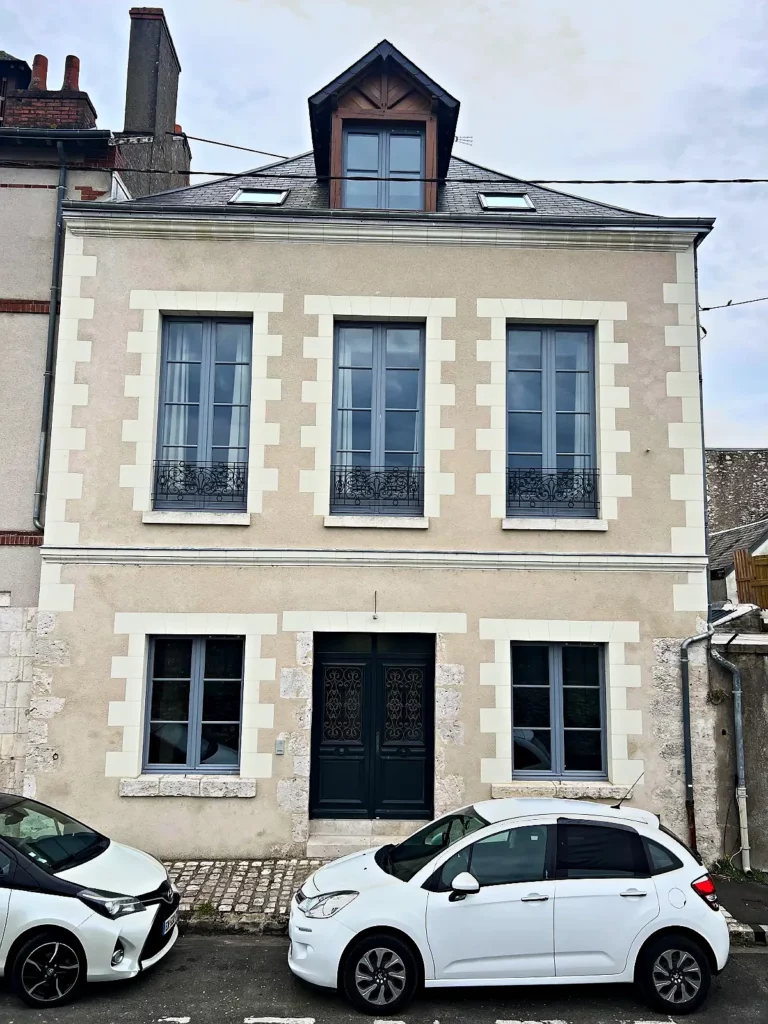 Façade rue des Chalands